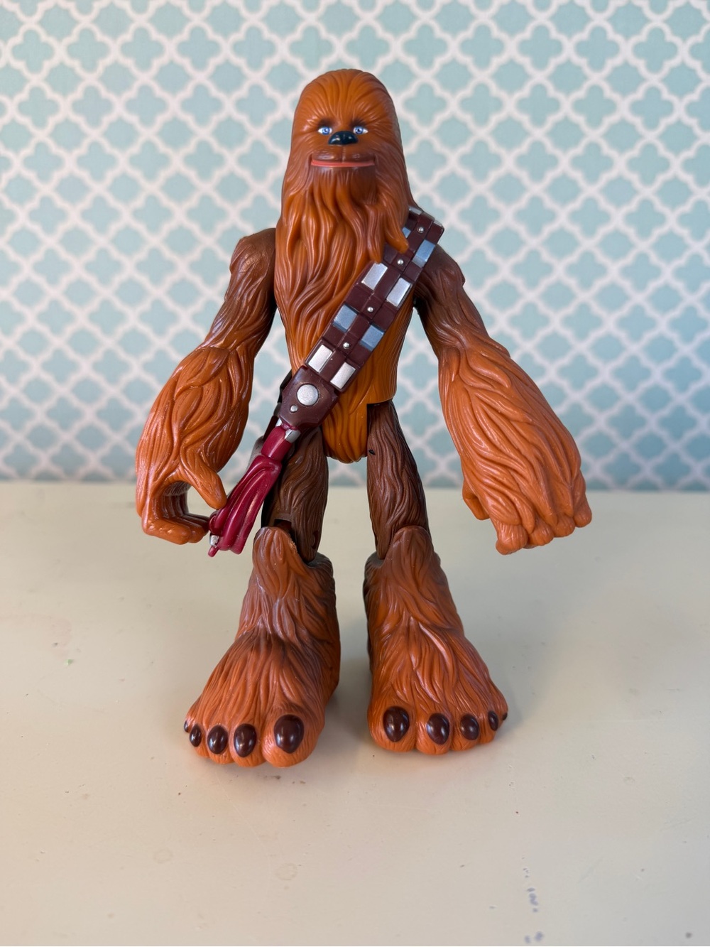 2004 Hasbro Chewbacca Action Figure - Brown with Dark Brown Bandolier